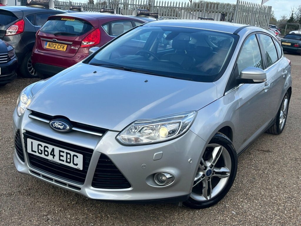 Ford Focus Hatchback LG64EDC Silver #3