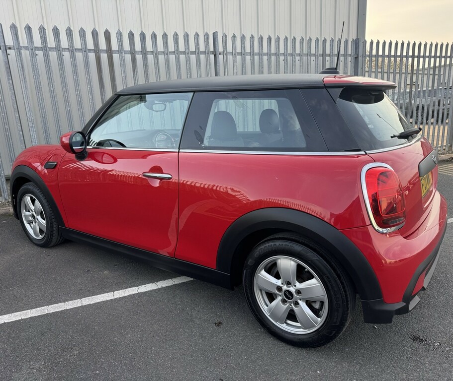 Mini Hatch Hatchback Classic 1.5 2021 YF21WWT Red #4