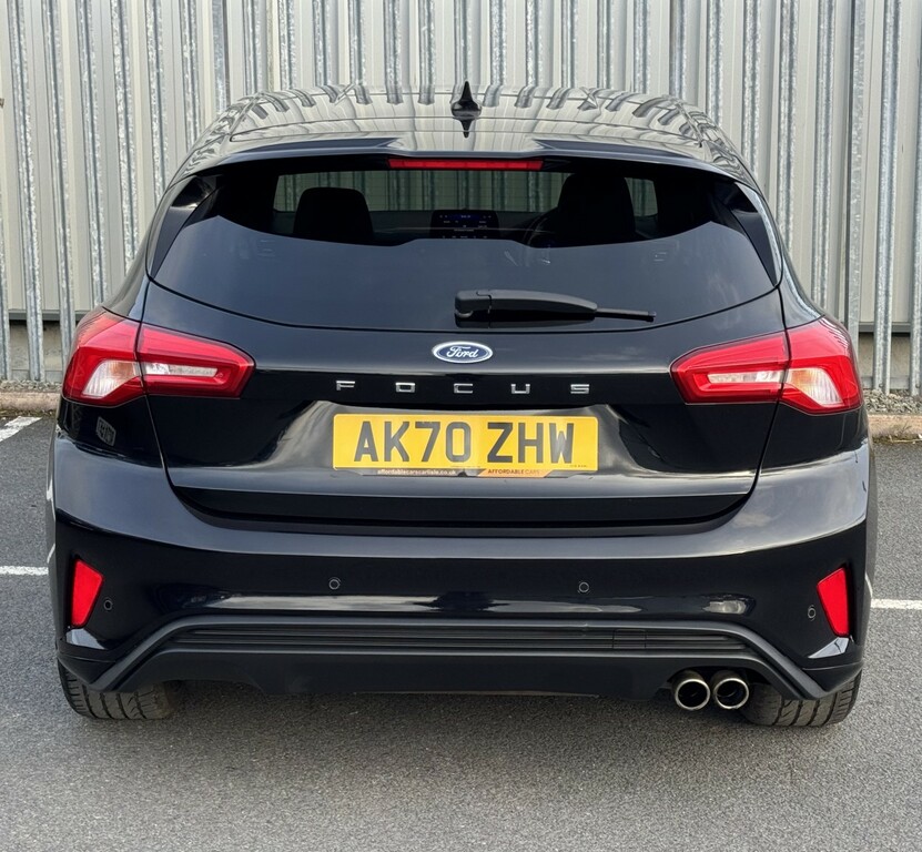 Ford Focus Hatchback St-line X 1.5 Tdci 2021 AK70ZHW Black #6