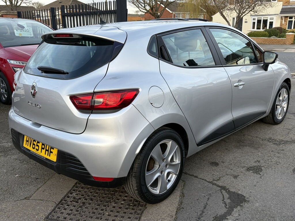 Renault Clio Hatchback 1.2 Play 1.2 16V 75 2015 HV65PHF Silver #6
