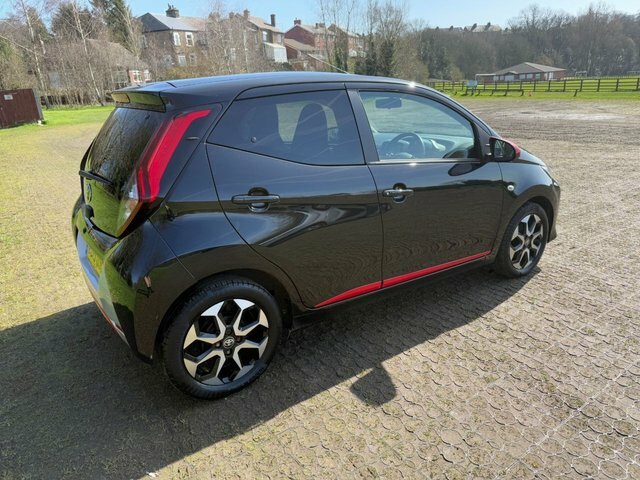 Toyota Aygo 1.0 Vvt-i X-trend Funroof X-shift Euro KD19OSL Black #6
