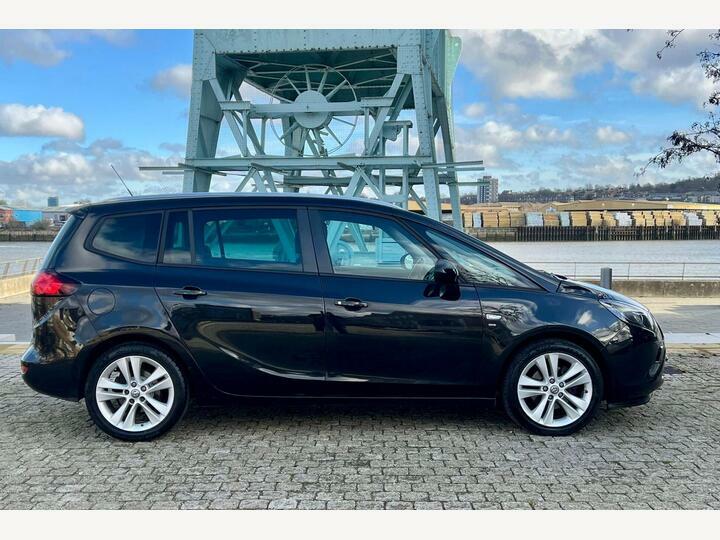 Vauxhall Zafira Tourer 1.8 16V Tech Line Euro 5 Black #3