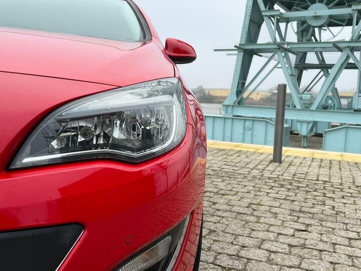 Vauxhall Astra 1.6 16V Elite Euro 5 CK64NCY Red #6