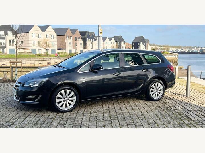 Vauxhall Astra 1.6 Elite Sports Tourer Euro 5 RE14XBP Black #3