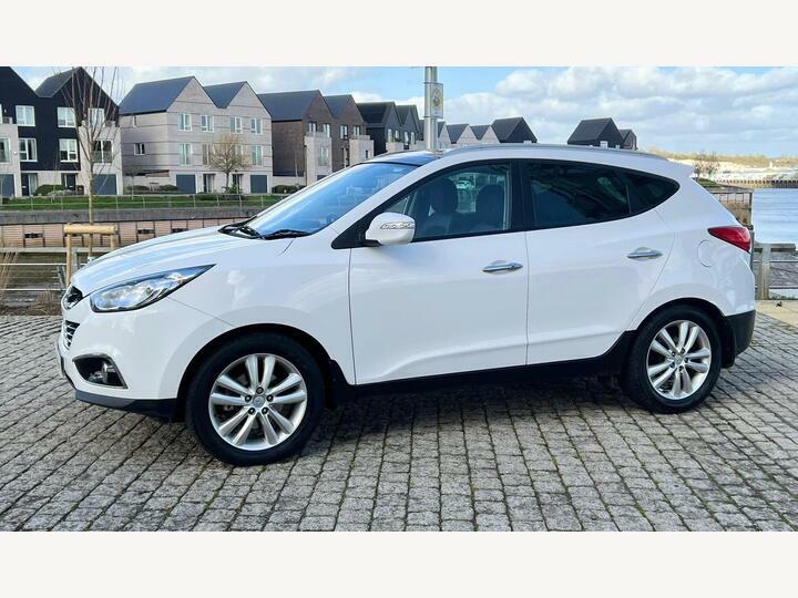 Hyundai Ix35 2.0 Crdi Premium 4Wd Euro 5 White #4