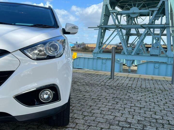 Hyundai Ix35 2.0 Crdi Premium 4Wd Euro 5 White #5