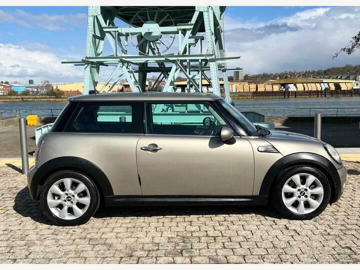 Mini Hatch 1.4 One Steptronic Euro 4 LC08GVA Silver #3