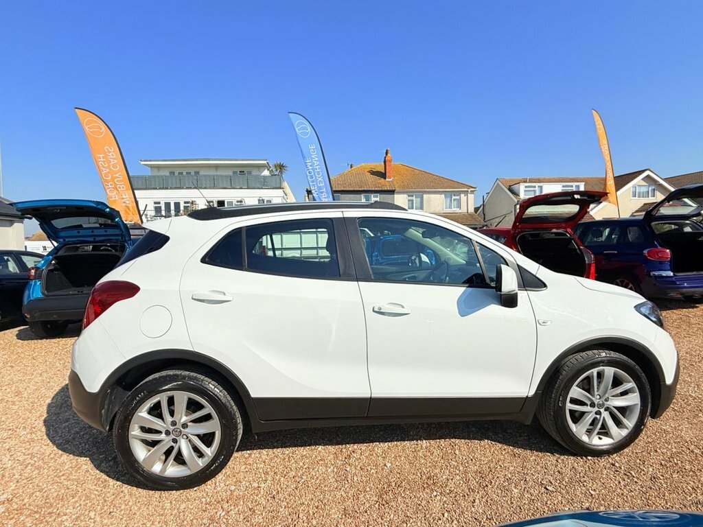 Vauxhall Mokka 1.6L Tech Line GN16MXV White #2