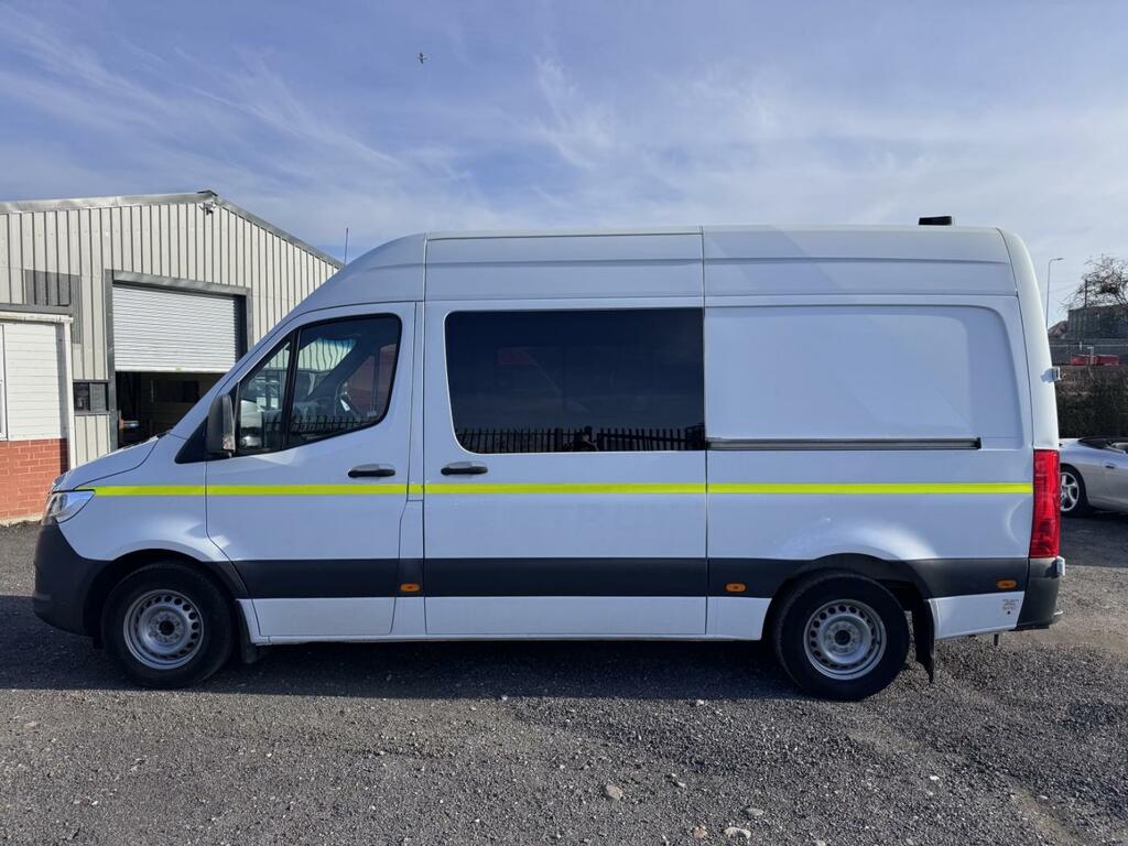 Mercedes-Benz Sprinter 315 Welfare Van. Toilet. 63K. Crew Van 7 Seats. Rw GX21EHD White #2