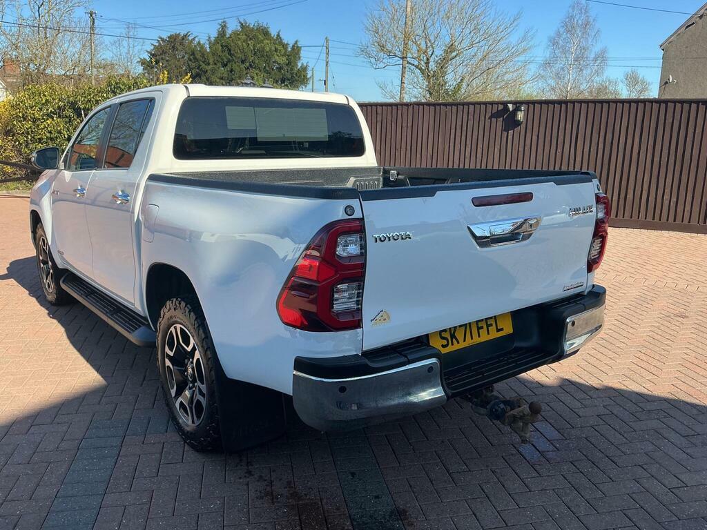 Toyota HILUX 2.4 D-4d Invincible 4Wd Euro 6 S S SK71FFL White #6