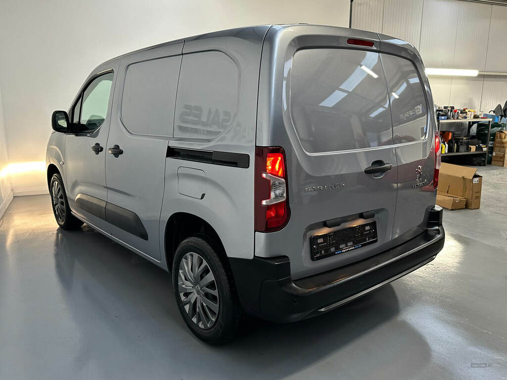 Peugeot Partner 1000 1.5 Bluehdi 100 Professional Prem Van 6 Spd MT72GFJ Grey #6