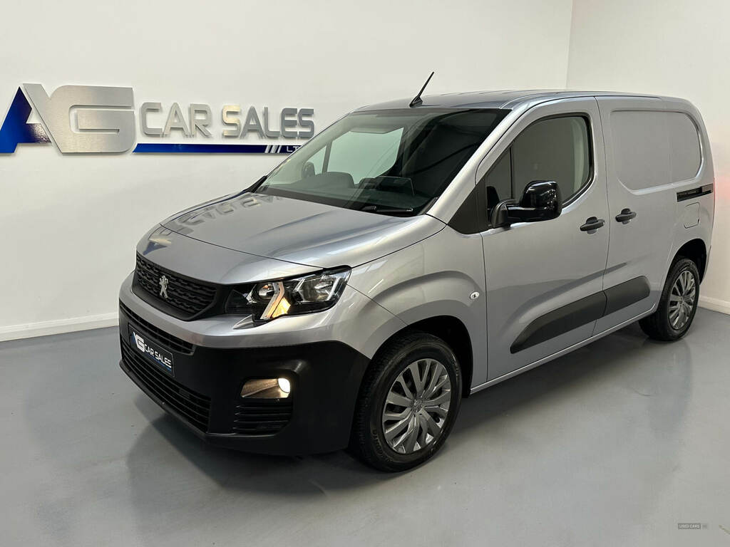 Peugeot Partner 1000 1.5 Bluehdi 100 Professional Prem Van 6 Spd MT72GFJ Grey #3