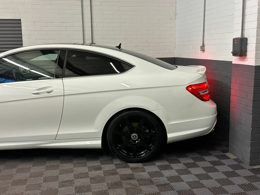 Mercedes-Benz C Class 2.1 C250 Cdi Amg Sport Edition Coupe G- WF64MJJ White #6