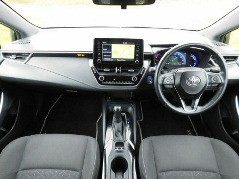 Toyota Corolla 1.8 Vvt-h Gpf YG22PVV White #3