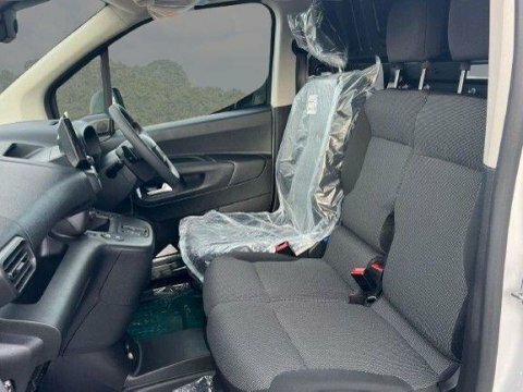 Vauxhall Combo 1.5 Turbo D White #3