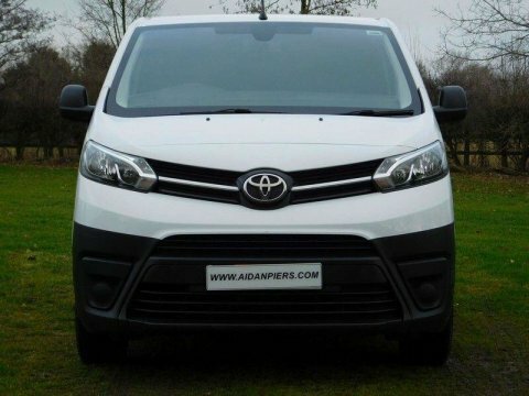 Toyota PROACE 1.5D Icon Medium YH73LBF White #4