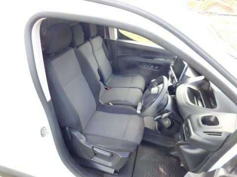 Peugeot Partner 1.5 Partner Professional MK20NZD White #3