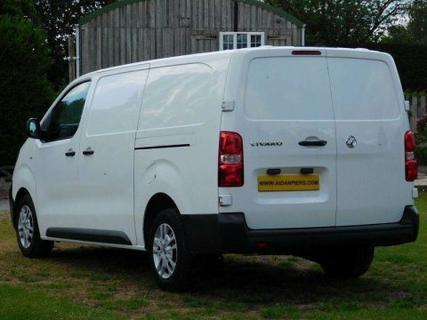 Vauxhall Vivaro 1.5 Turbo D DV69RVE White #2