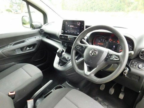 Vauxhall Combo 1.5 Combo 2300 DL70KXF White #3