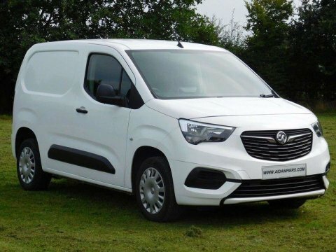 Vauxhall Combo 1.5 Combo 2300 White