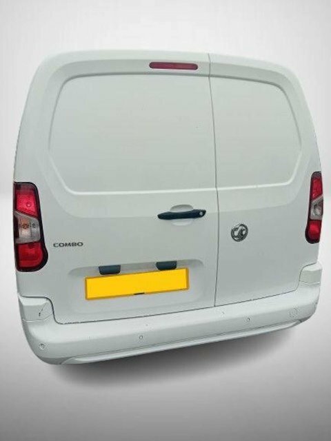Vauxhall Combo 1.5 Turbo D DN70CKJ White #3