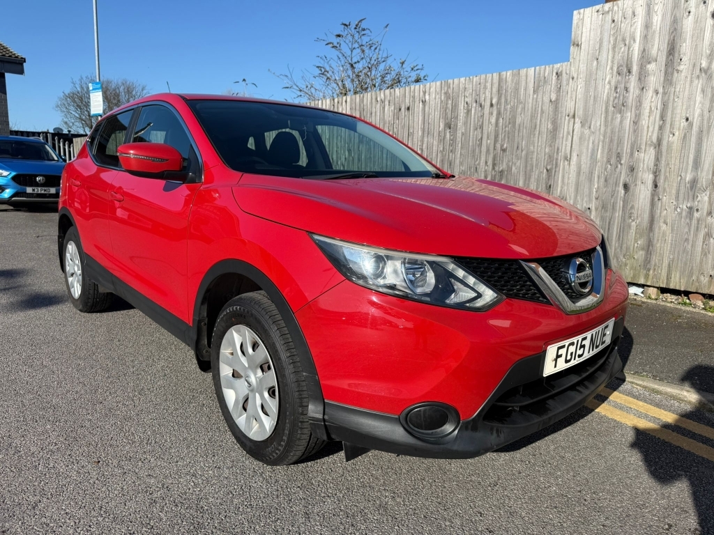 Nissan Qashqai 1.2 Visia Dig-t FG15NUE Red #2