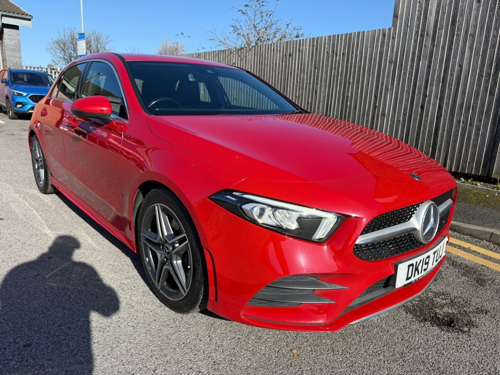 Mercedes-Benz A Class 1.3 A 200 Amg Line DK19TUJ Red #2