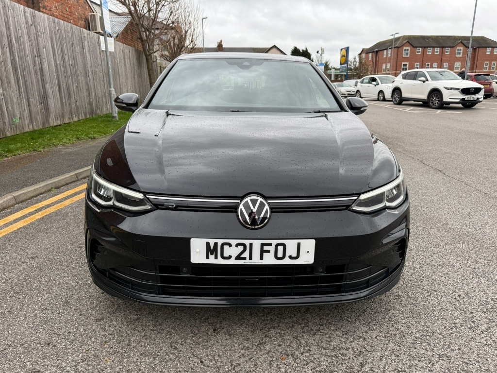 Volkswagen Golf 1.5 R-line Tsi MC21FOJ Black #3
