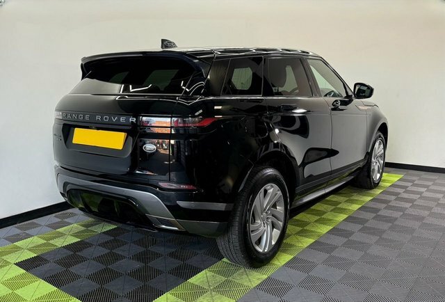 Land Rover Range Rover Evoque 2.0 D150 Mhev R-dynamic RF20HCY Black #2