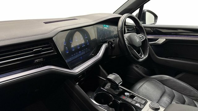 Volkswagen Touareg 3.0 Tdi V6 Black RJ71NLX Black #5