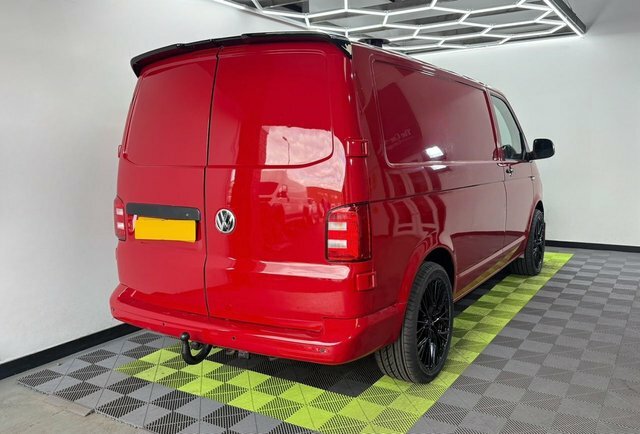 Volkswagen Transporter 2.0 Tdi T32 Bluemotion VF19RVE Red #2