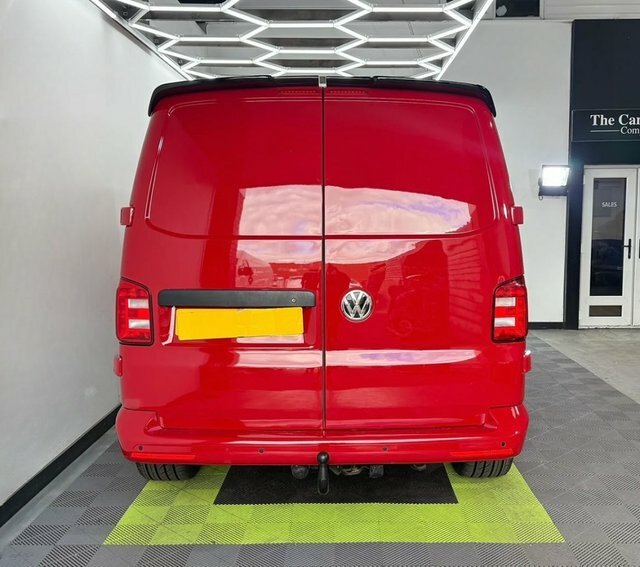 Volkswagen Transporter 2.0 Tdi T32 Bluemotion VF19RVE Red #4