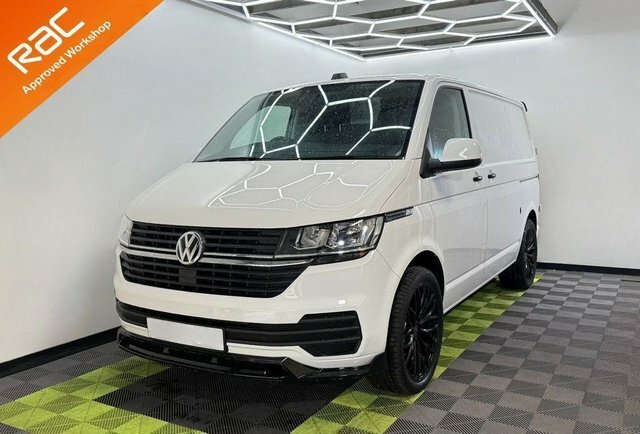Volkswagen Transporter 2.0 Tdi T28 Bluemotion YY67ENJ White