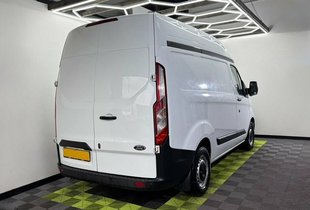 Ford Transit Custom 2.0 300 Ecoblue Leader YT69YZU White #2