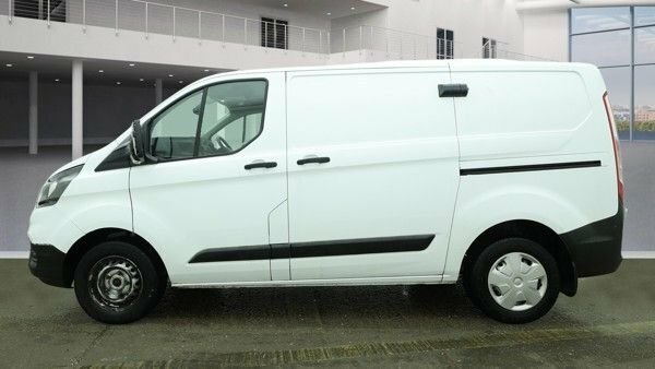 Ford Transit Custom 2.0 300 Ecoblue Leader EJ70LVU White #3