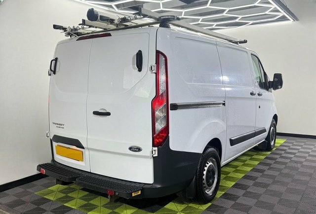 Ford Transit Custom 2.0 Tdci 310 Panel LG17UHD White #2