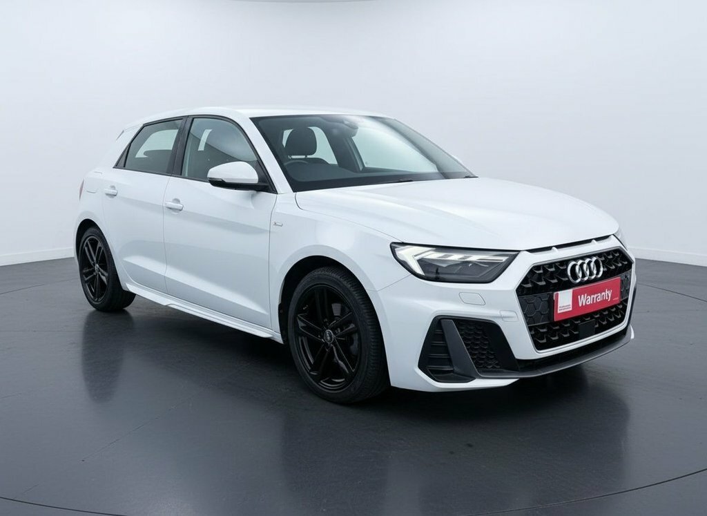 Audi A1 1L S Line LO71GNP White #5