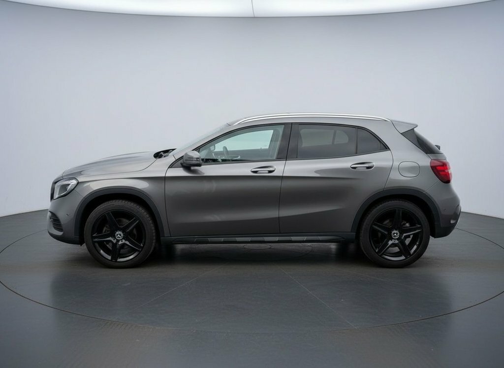 Mercedes-Benz GLA Class 1.6L Amg Line Edition OV69XGO Grey #4