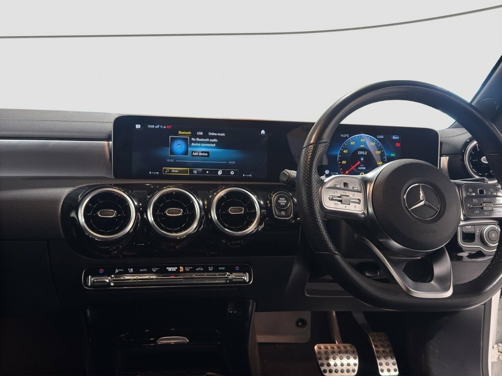 Mercedes-Benz CLA Class 1.3L Amg Line FX70OSO White #4
