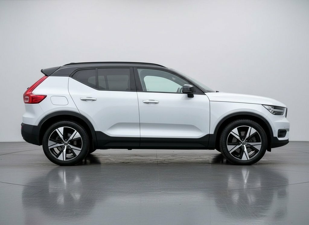 Volvo XC40 1.5L R-design VN71DFX Silver #4