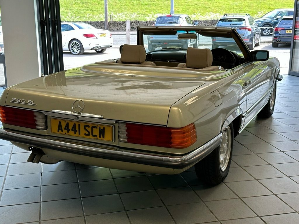 Mercedes-Benz SL Class 2.7L Null White #37