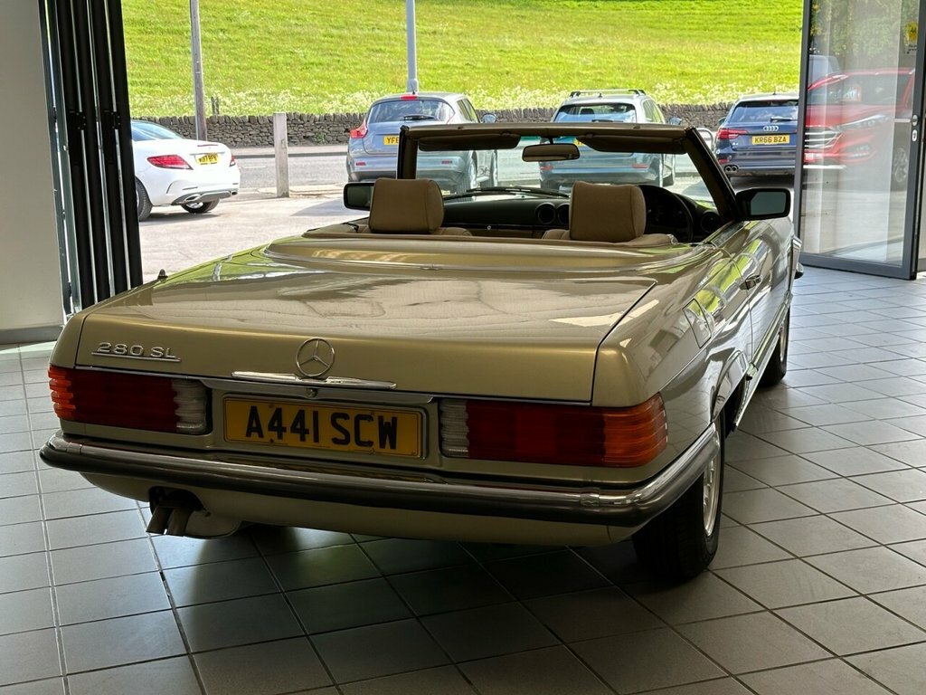 Mercedes-Benz SL Class 2.7L Null White #36