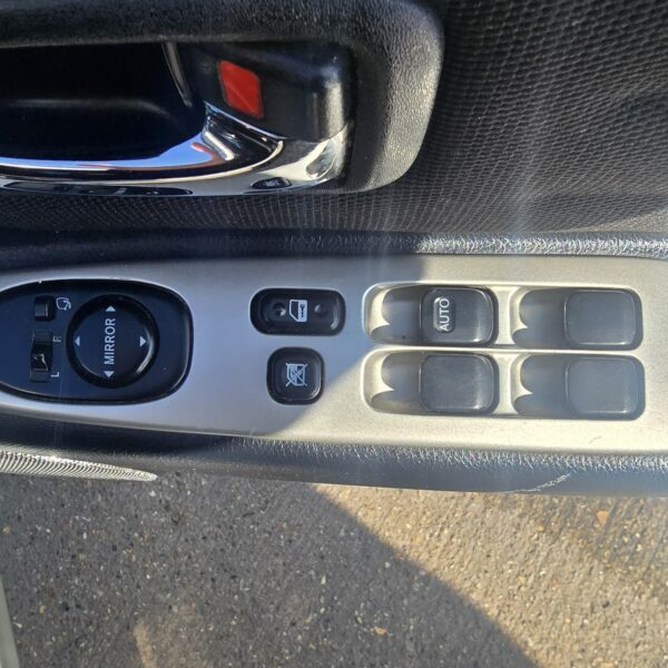 Lexus IS Hatchback Black #9