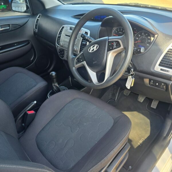 Hyundai I20 #6
