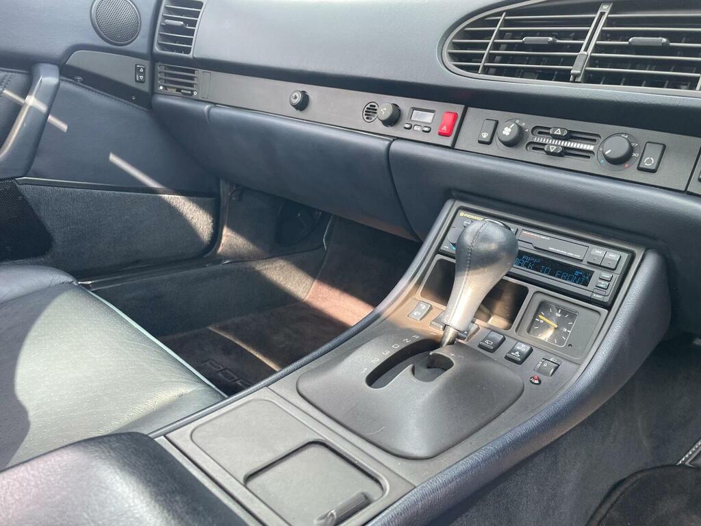 Porsche 968 3.0 Sport  #22