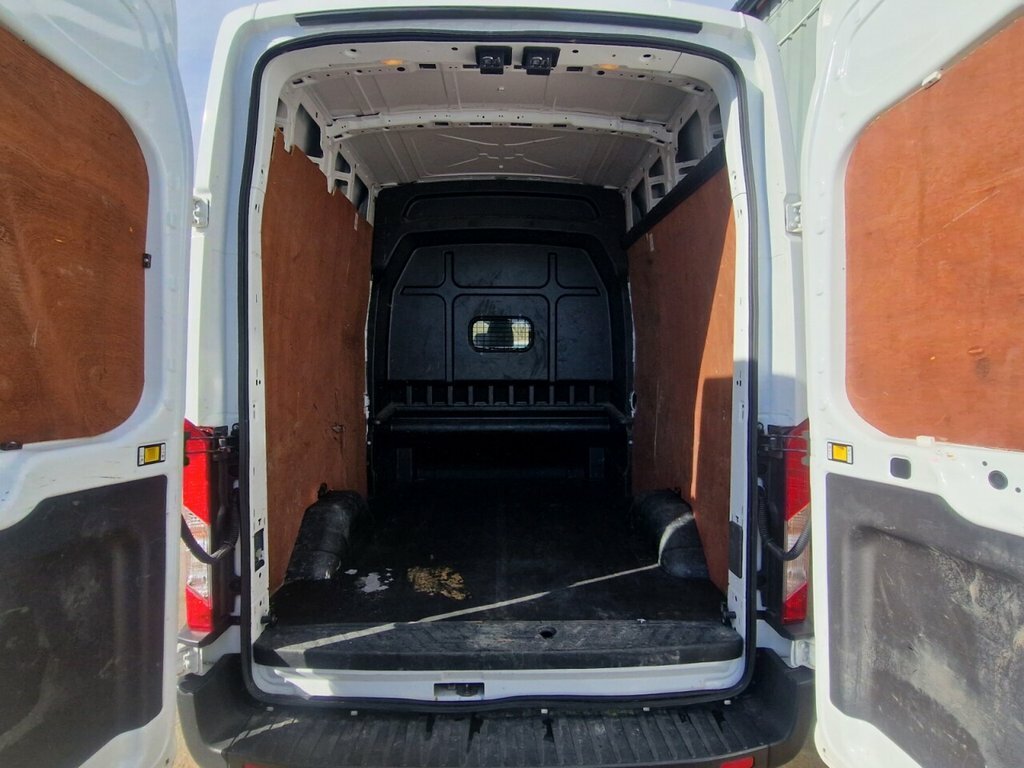 Ford Transit Custom 2L Leader 6Dr MJ22RYD White #2