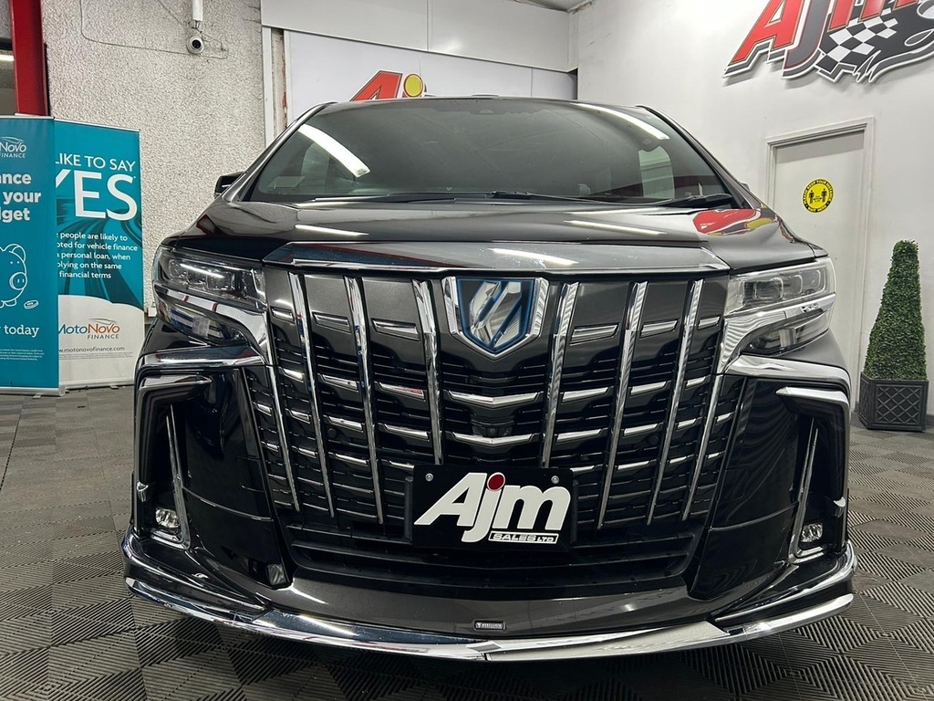 Toyota Alphard Hybrid S Executive Lounge U784 Black #5