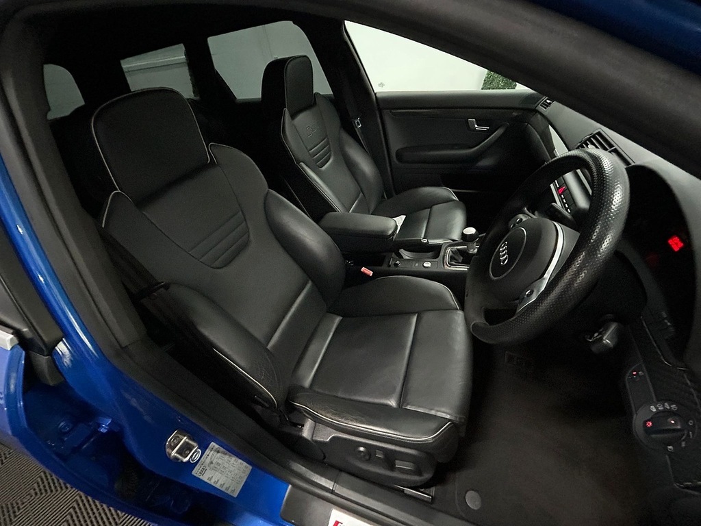 Audi RS4 Saloon Blue #18