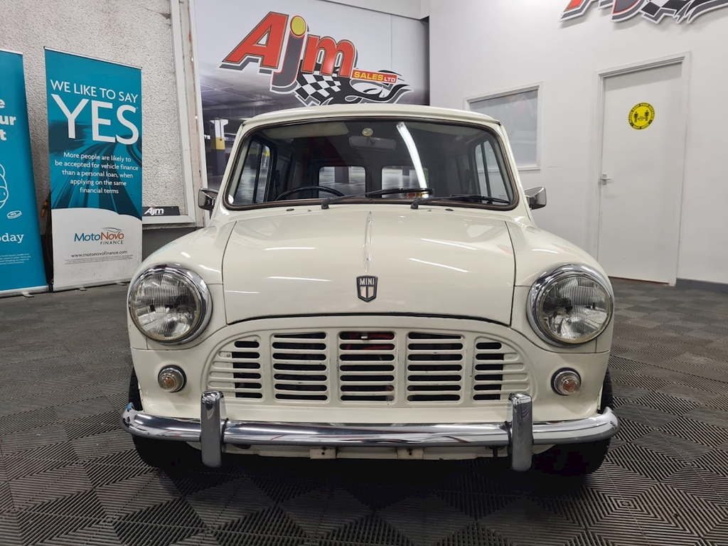 Austin MINI U481 White #3
