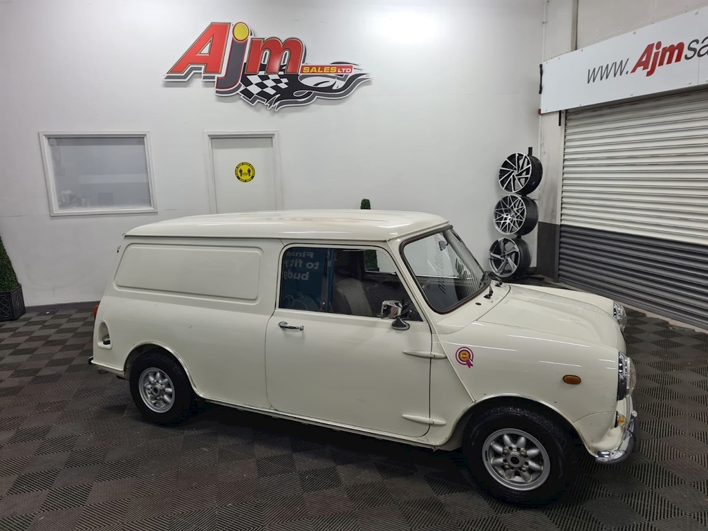 Austin MINI U481 White #5